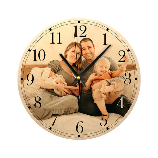 Horloge en aluminium de 12 pouces