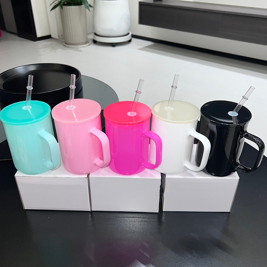 Tasse en verre coloré